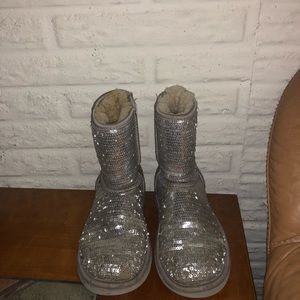 Silver uggs